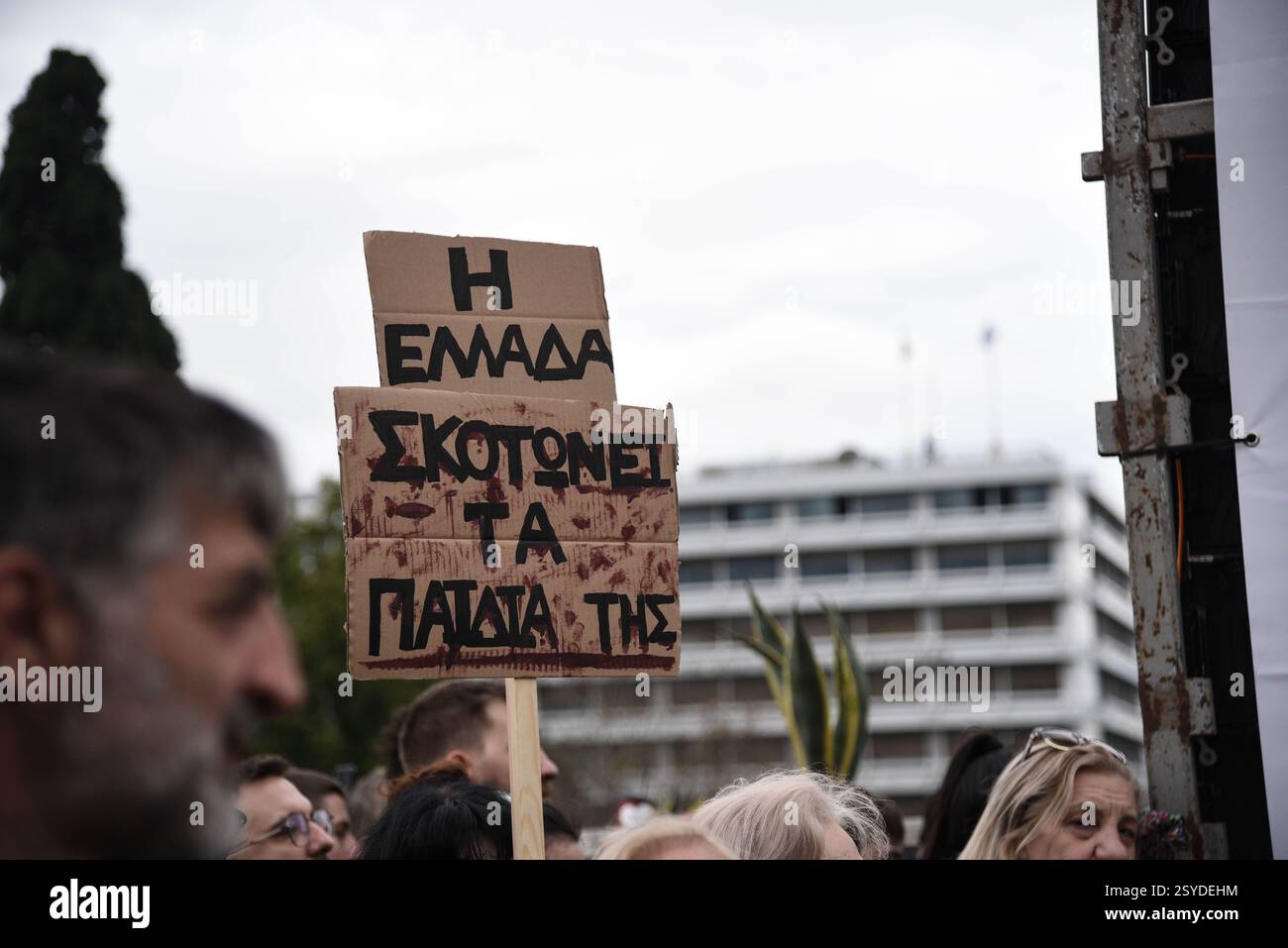 Athens Tempi Riots Athens, Greece. 28th Feb, 2025. Athens, Greece, February 28, 2025 ...
