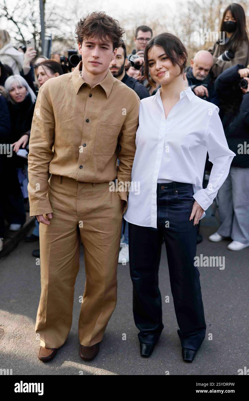 Clarice Cazauran, Bach Buquen arrive to Tod’s fashion show during the