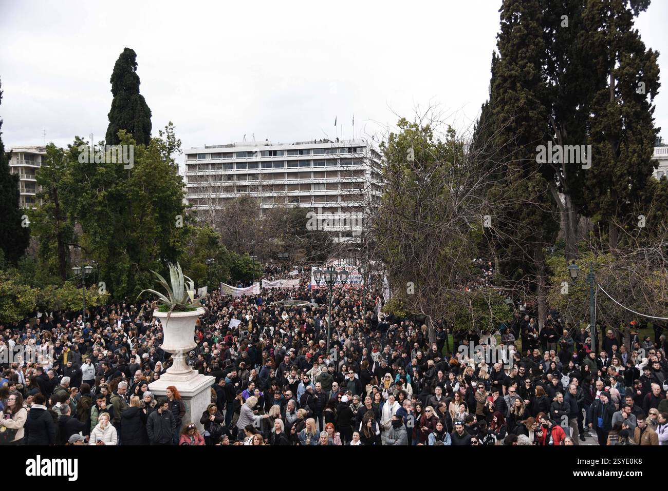 Athens Tempi Riots Greece: Massive protest in Athens on rail crash anniversary Athens ...