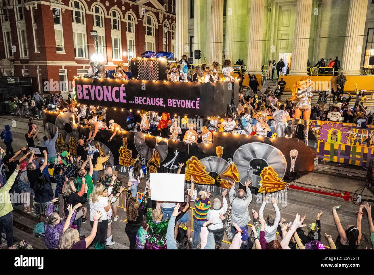 mardi gras parades uptown