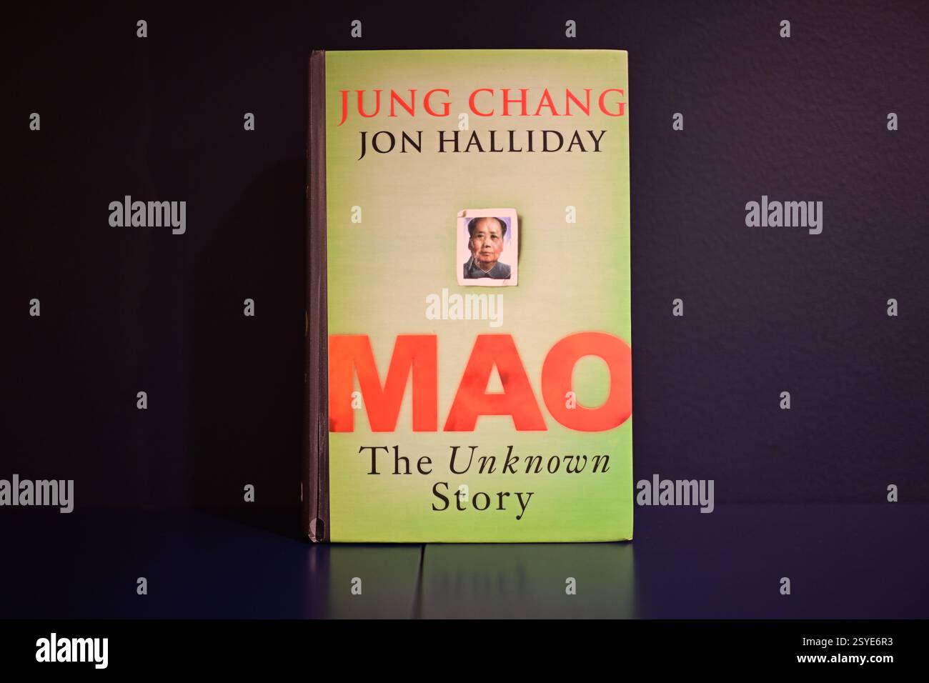 Jung chang, jon halliday hi-res stock photography and images - Alamy