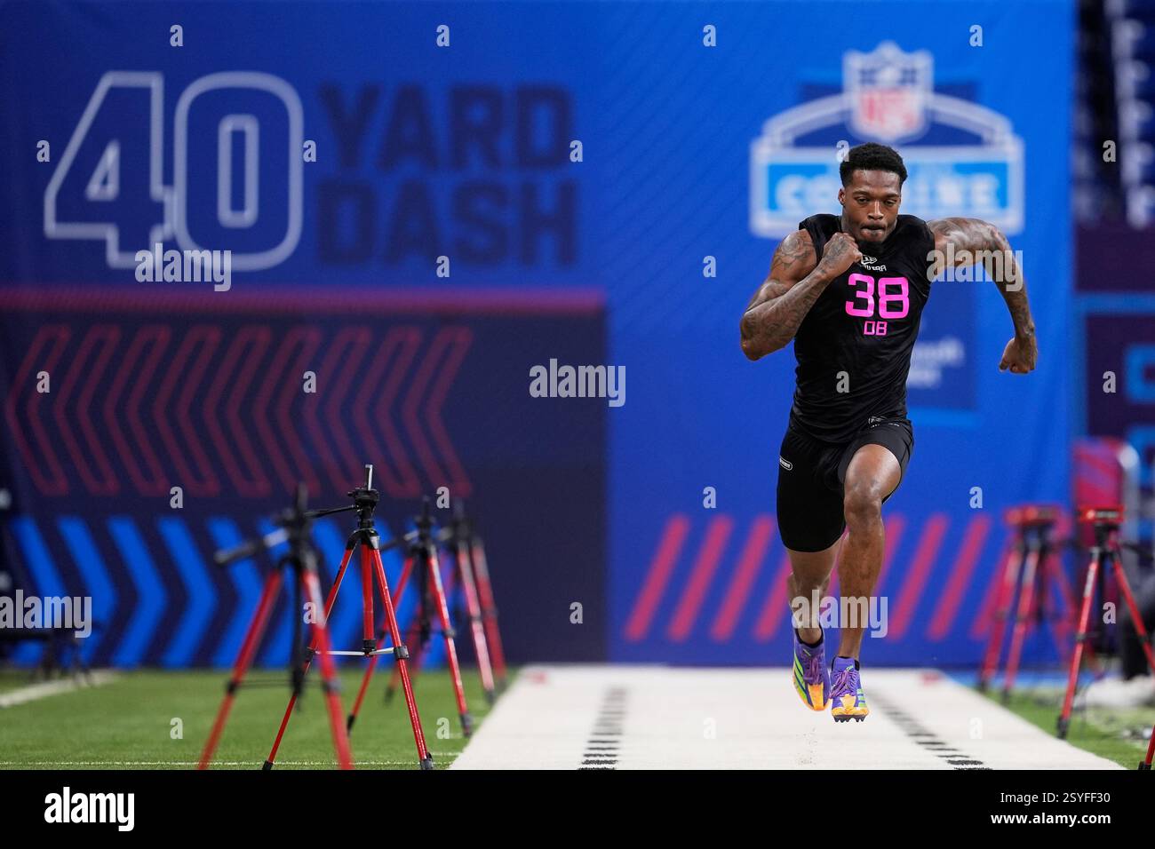 Syracuse defensive back Alijah Clark runs the 40-yard dash at the NFL ...