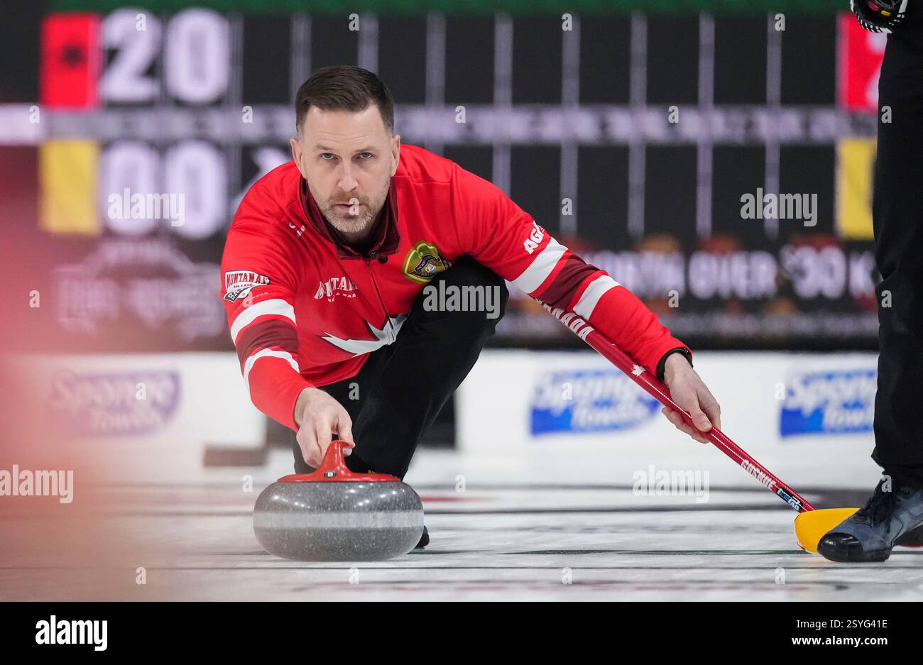 Dynamic Battle Of The Rock: Gushue, Young Square Off At Brier Image for Your Screen Dynamic Battle Of The Rock: Gushue, Young Square Off At Brier Image for Your Screen