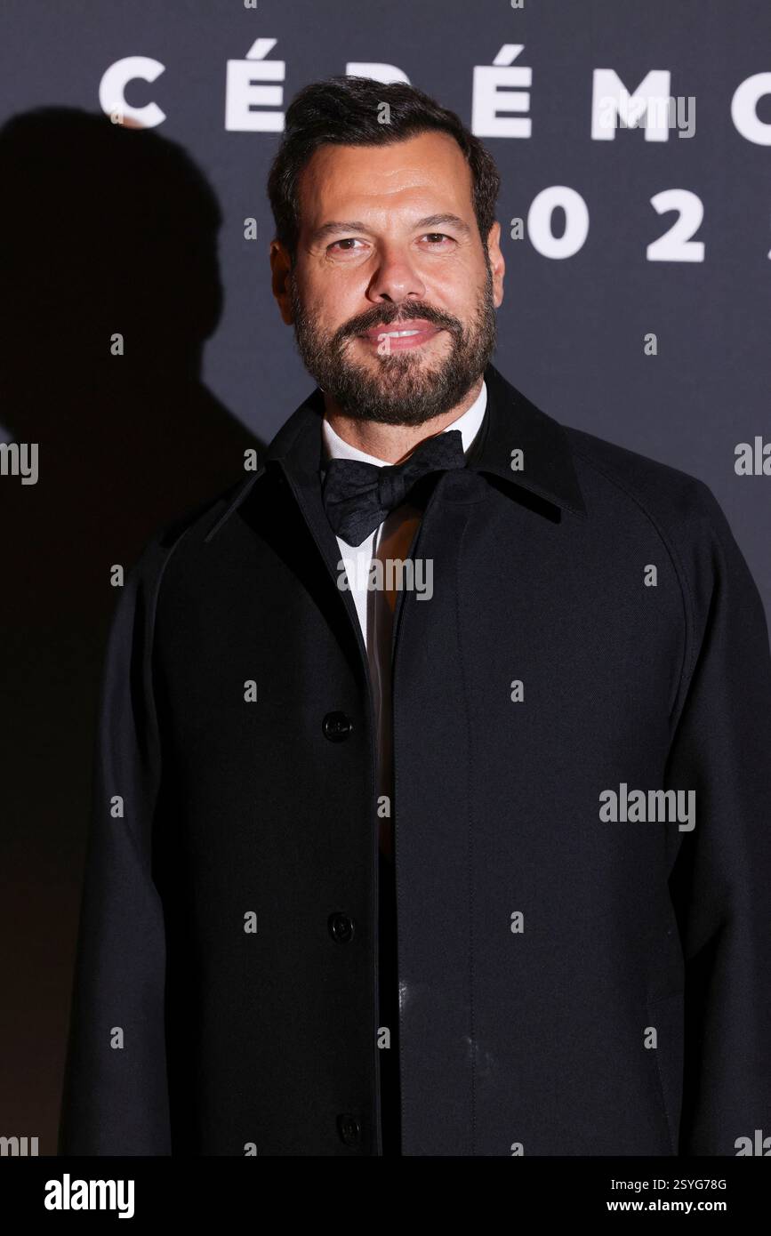 laurent-lafitte-posing-upon-arrival-at-the-gala-dinner-following-the