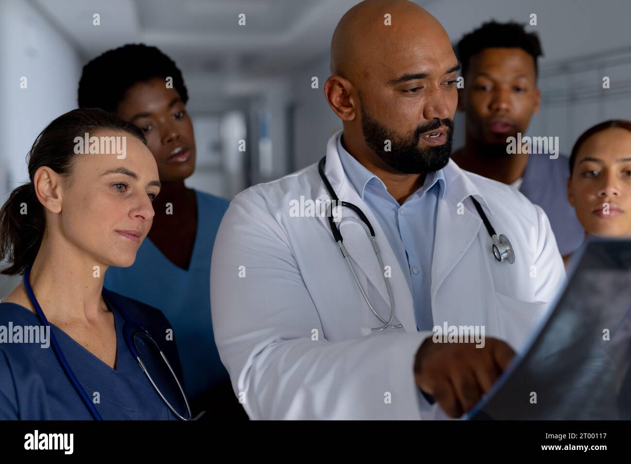 Diverse male female doctors holding hi-res stock photography and images ...