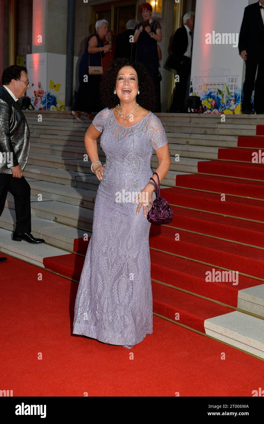 Barbara Wussow beim Leipziger Opernball in Leibzig 02.10. 2023 *** Barbara Wussow at the Leipzig