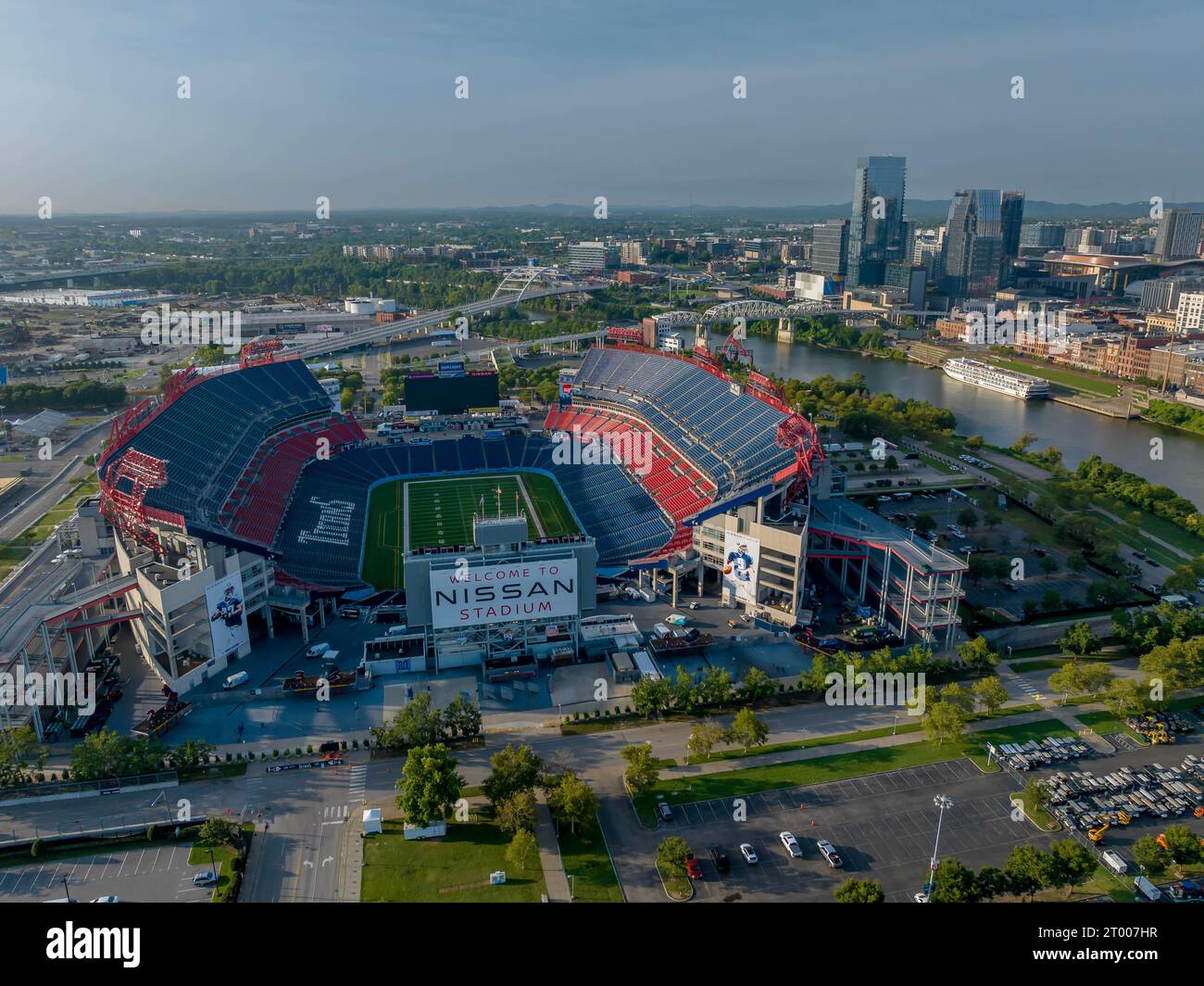 Aerial view football stadium hi-res stock photography and images - Alamy