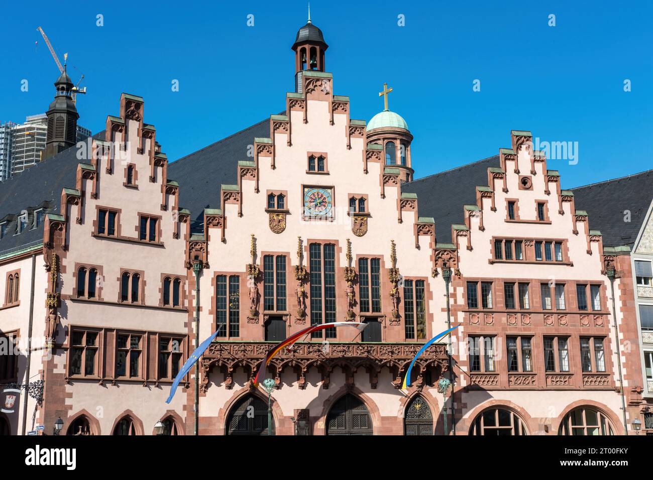 The famous Frankfurt City Hall, the Roemer, on a sunny day Stock Photo ...