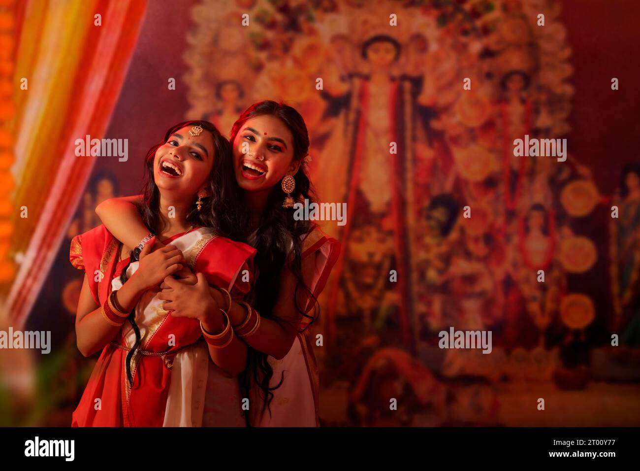 Two Bengali sisters celebrating Durga Puja Stock Photo Alamy
