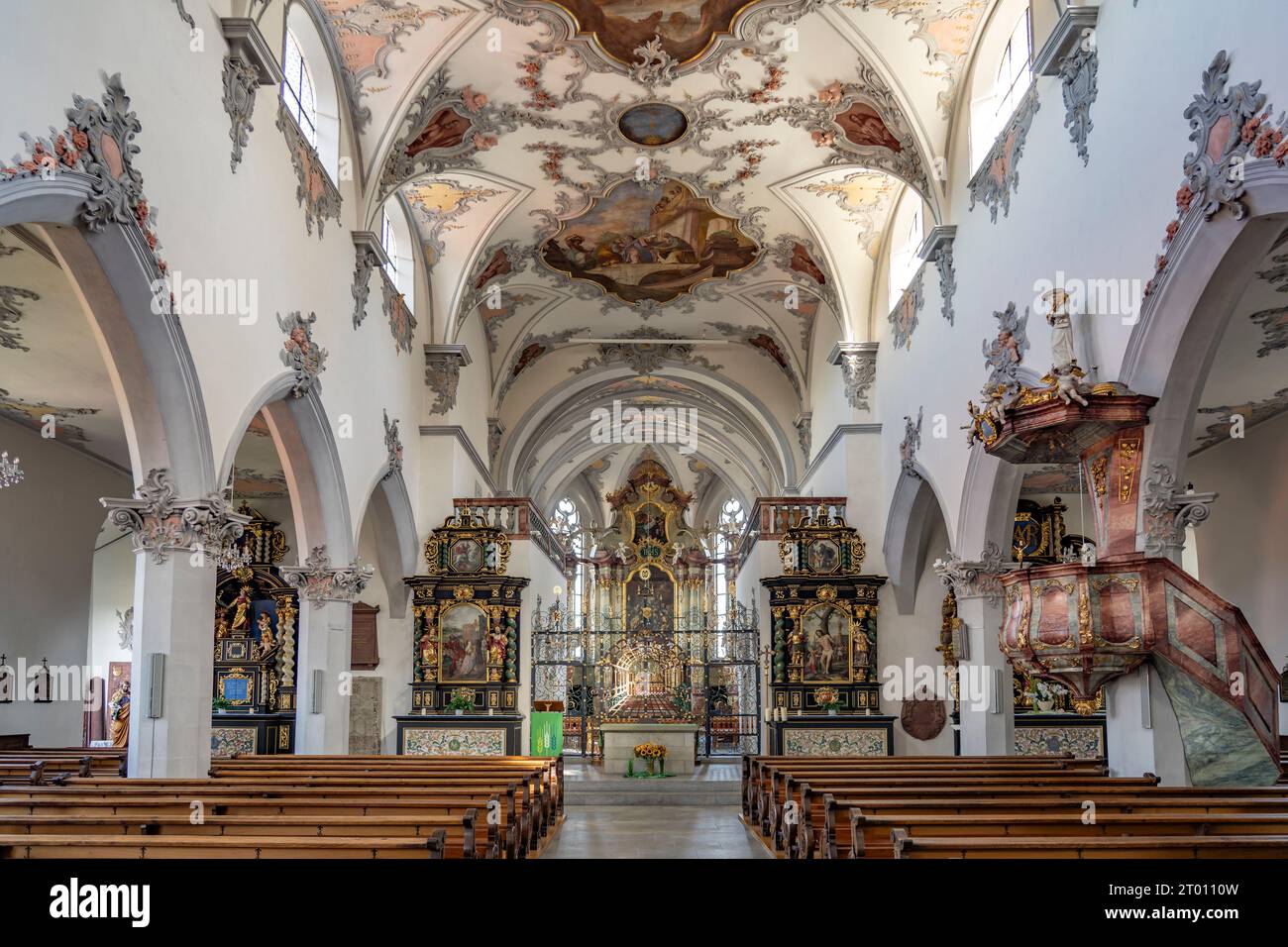 Innenraum der Stadtkirche Laufenburg, Aargau, Schweiz, Europa |   Laufenburg parish church interior, Laufenburg, Aargau, Switzerland, Europe Stock Photo