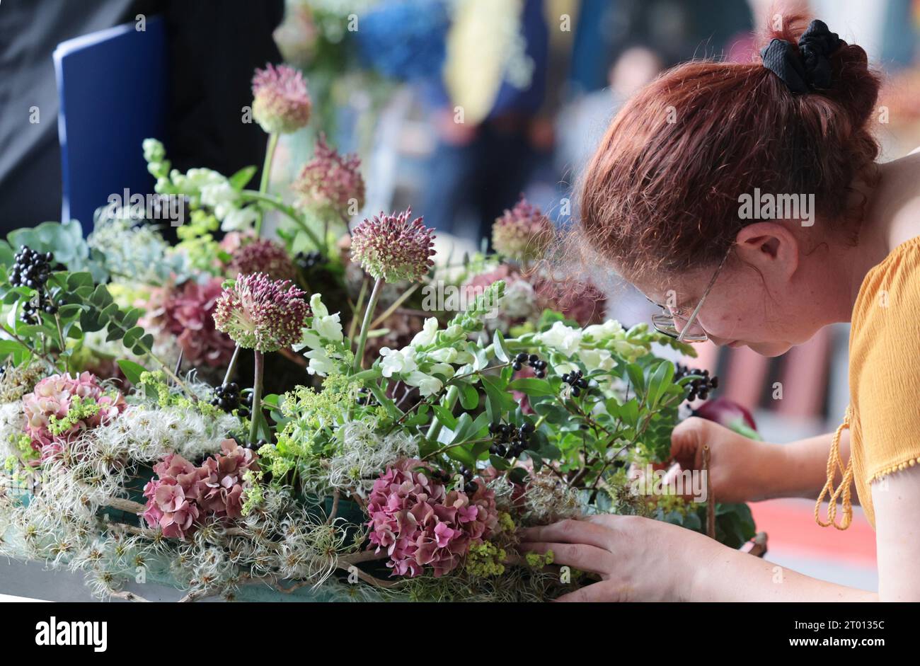 Magdeburg, Germany. 03rd Oct, 2023. Diana Tröger of "Rosenrot" from