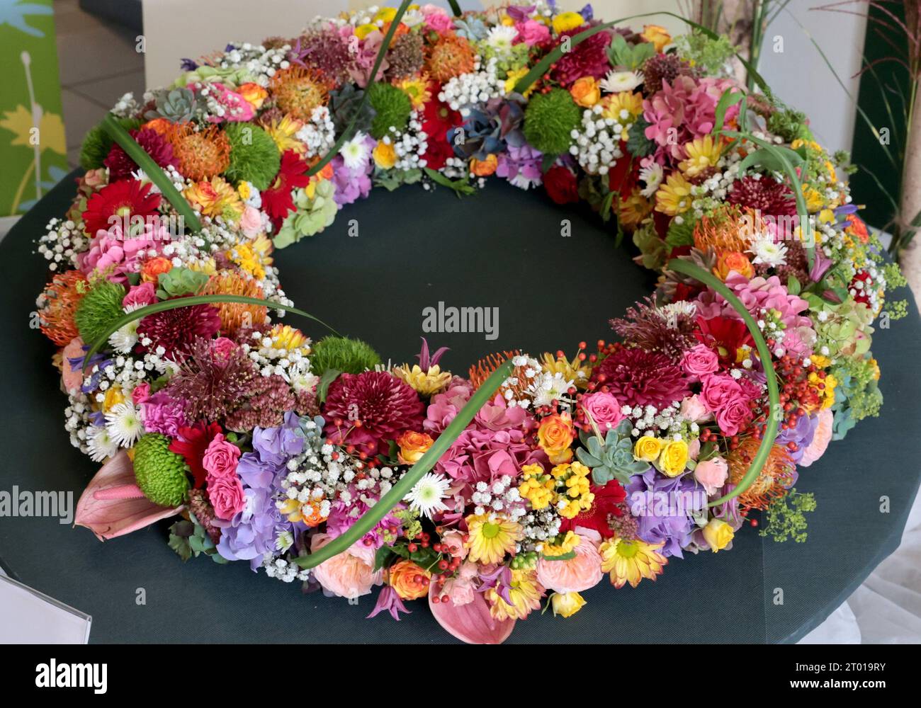 Magdeburg, Germany. 03rd Oct, 2023. A flower arrangement from the