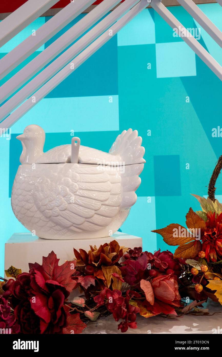 Festive Thanksgiving merchandise available at Macy's, flagship ...