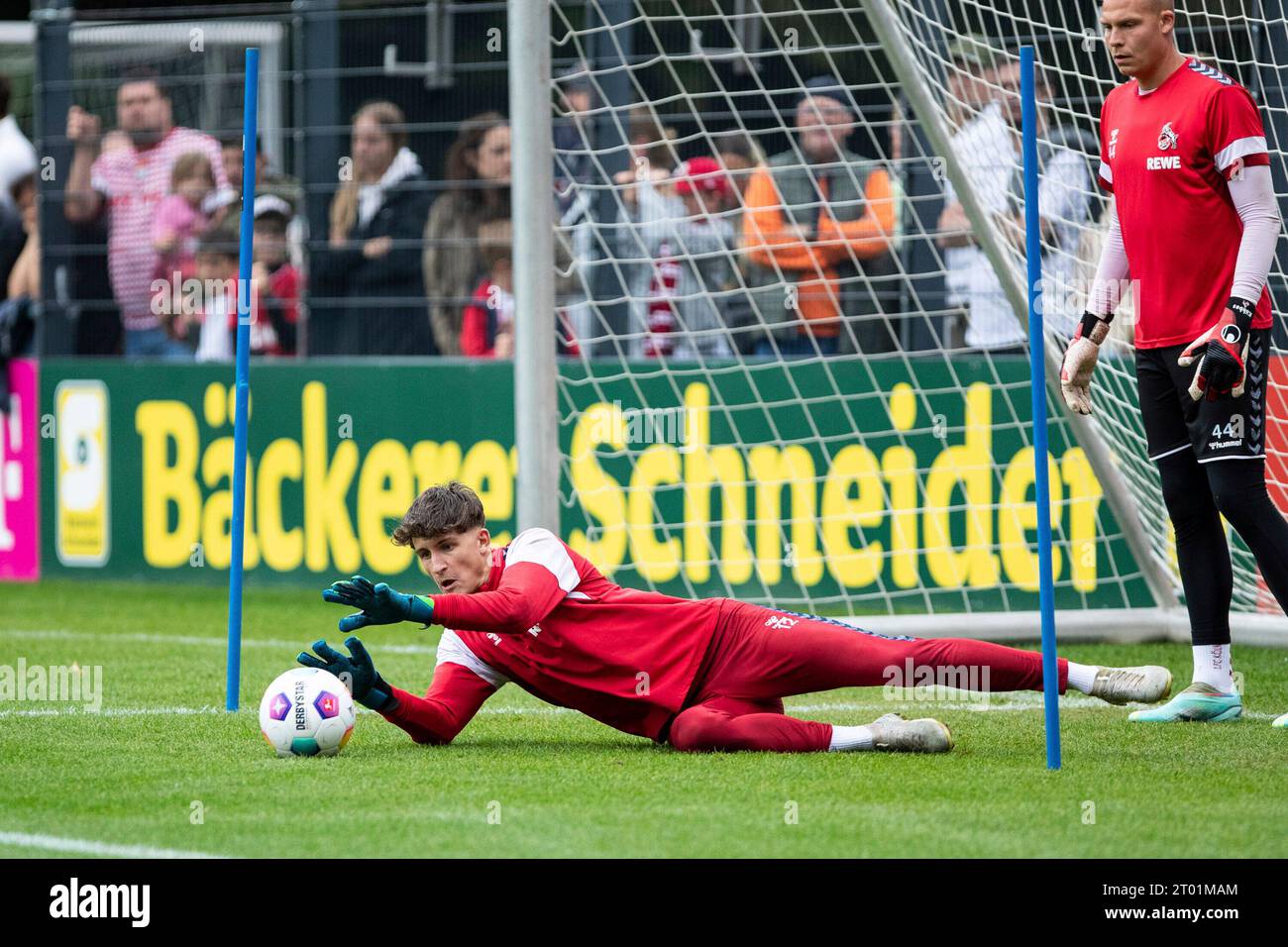 Koeln, Deutschland. 03rd Oct, 2023. Jonas Nickisch (1.FC Koeln, 12) beim Training Training 1. FC Koeln; 03.10.2023 Credit: dpa/Alamy Live News Stock Photo