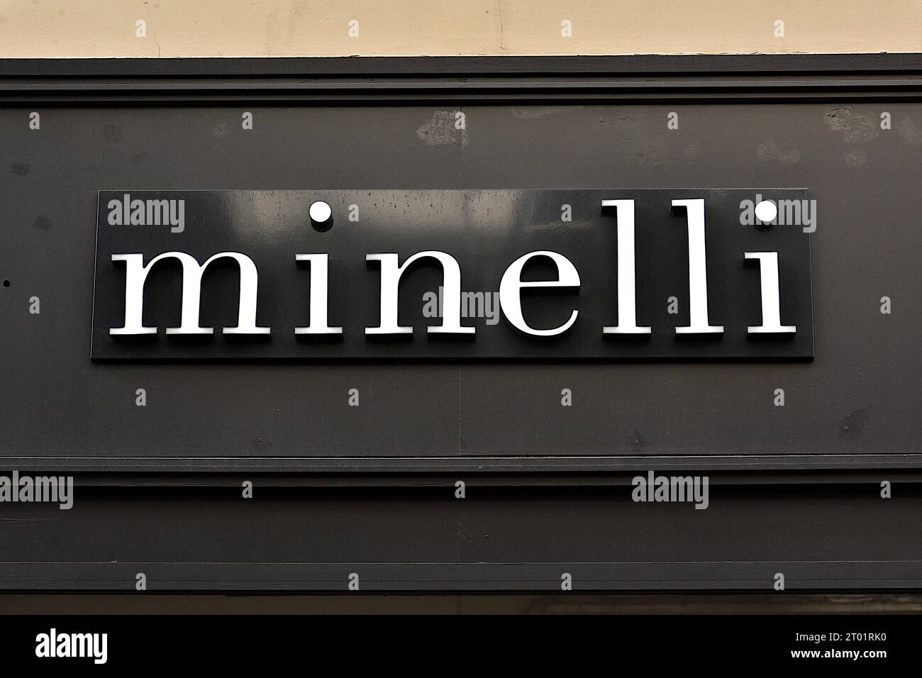 Marseille, France. 1st Oct, 2023. View of the Minelli sign of the store on rue Vacon in Marseille. The Marseille commercial court placed the Minelli brand in receivership on September 28, 2023, in order to prepare the sale to a new shareholder to guarantee continued activity. The shoe brand employs 500 employees and has 120 stores. (Credit Image: © Gerard Bottino/SOPA Images via ZUMA Press Wire) EDITORIAL USAGE ONLY! Not for Commercial USAGE! Stock Photo