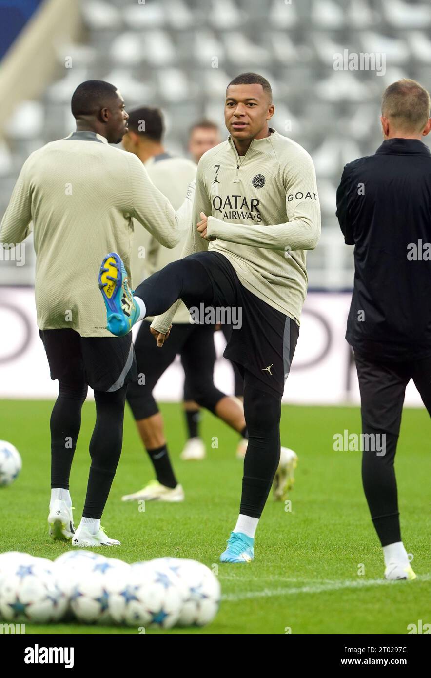 Paris Saint-Germain's Kylian Mbappe during a training session at St. James' Park, Newcastle. Picture date: Tuesday October 3, 2023. Stock Photo