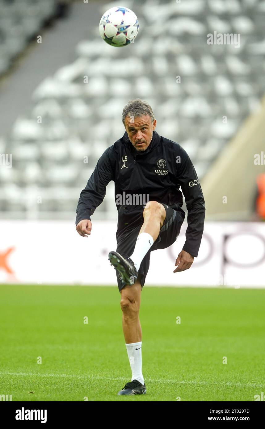 Paris Saint-Germain manager Luis Enrique during a training session at St. James' Park, Newcastle. Picture date: Tuesday October 3, 2023. Stock Photo