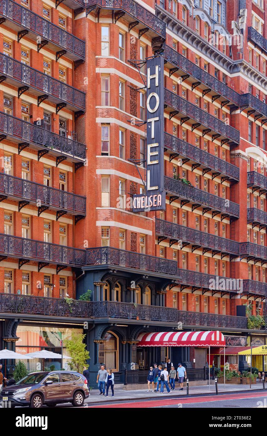 Chelsea hotel 222 23rd street hi-res stock photography and images - Alamy
