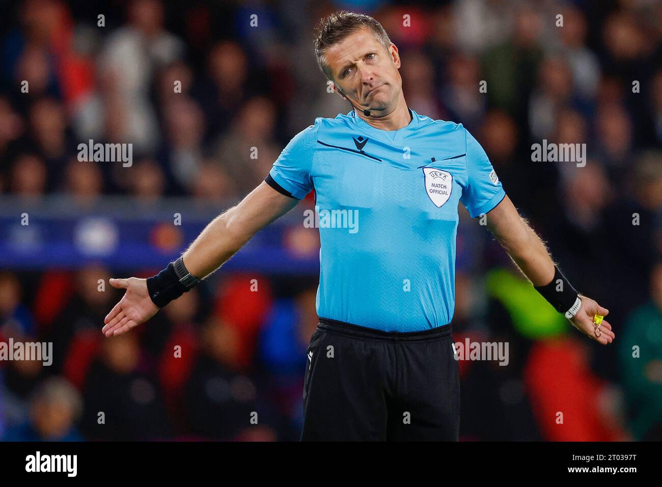 Eindhoven, Netherlands. 3rd Oct, 2023. EINDHOVEN, NETHERLANDS - OCTOBER 3: referee Daniele Orsato during the UEFA Champions League Group B match between PSV Eindhoven and Sevilla FC at the Phillips Stadion on October 3, 2023 in Eindhoven, Netherlands. (Photo by Broer van den Boom/Orange Pictures) Credit: dpa/Alamy Live News Stock Photo