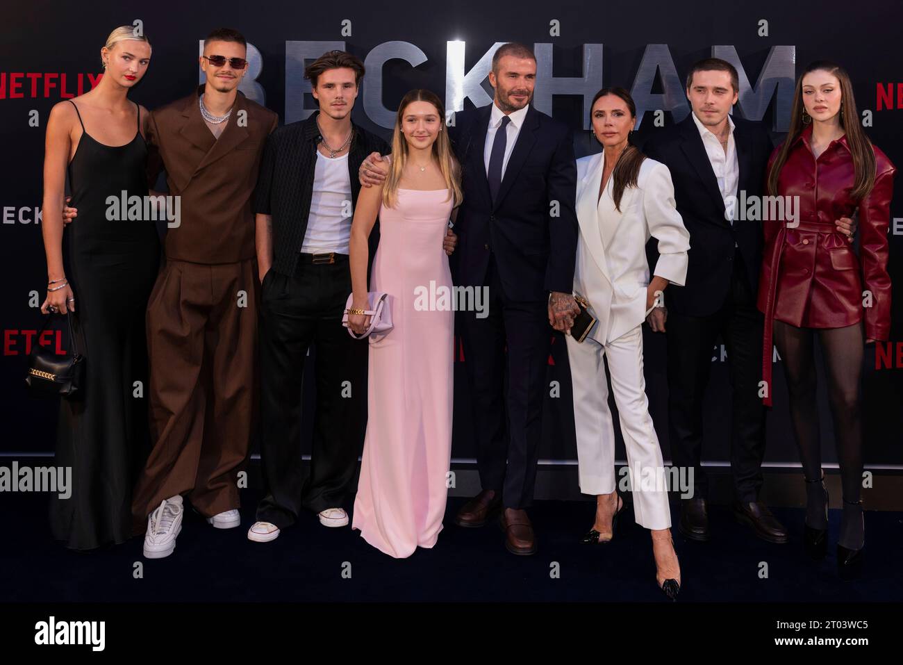 Mia Regan, from left, Romeo Beckham, Cruz Beckham, Harper Beckham ...