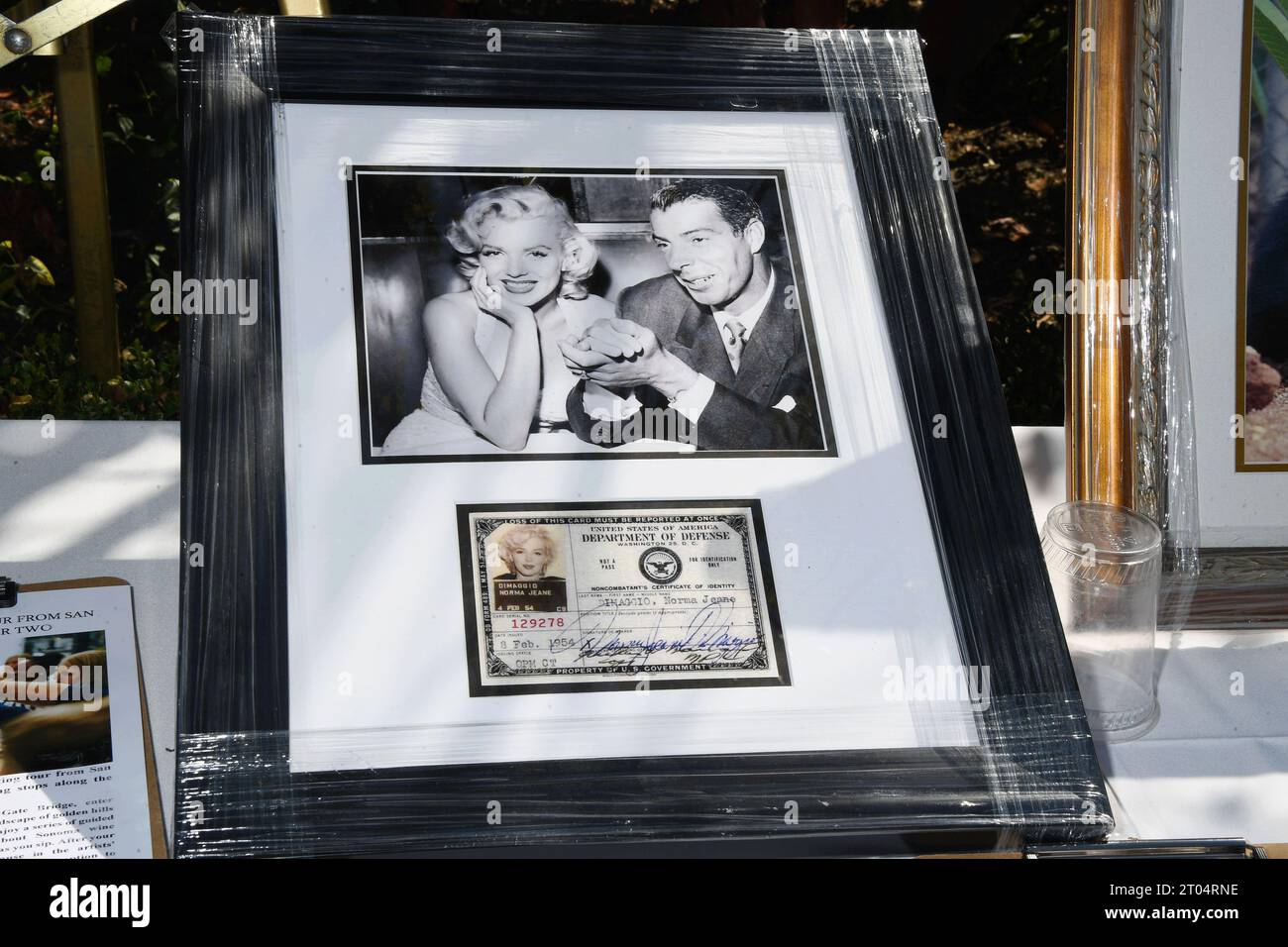 TARZANA, CALIFORNIA - OCTOBER 02: Silent Auction items at the Music Forward Foundation Golf Classic at El Caballero Country Club on October 2, 2023 in Stock Photo
