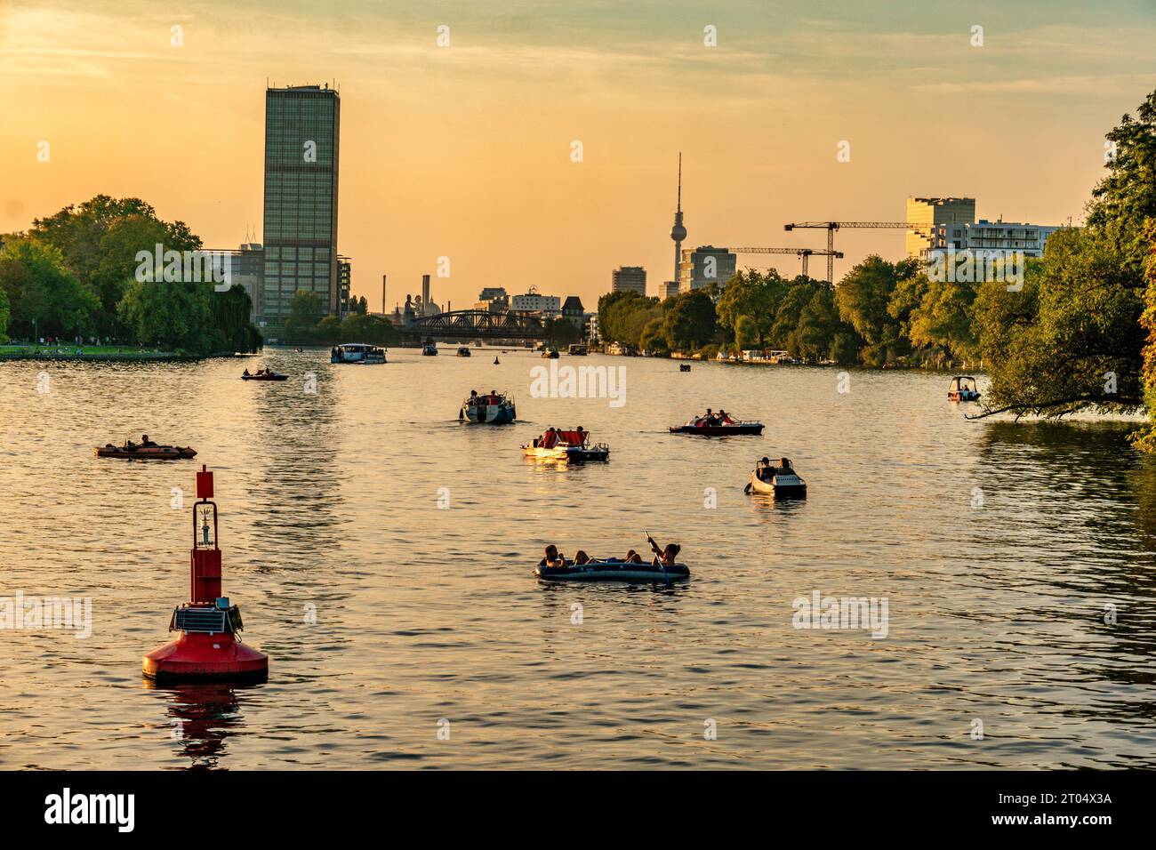 Spree, Freizeitboote, Berlin Treptow-Köpenick, Stock Photo