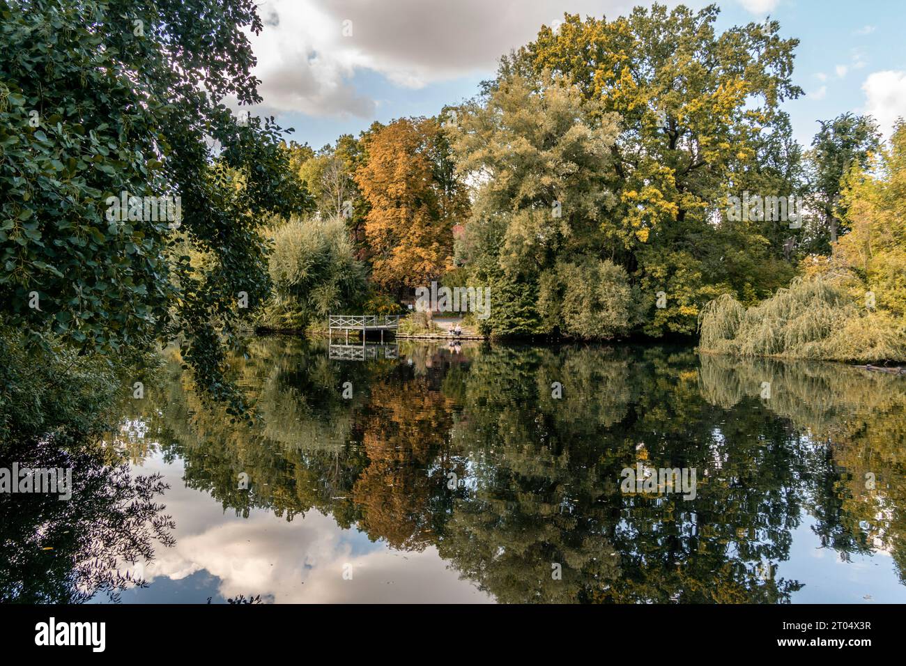 Teich am Schloß Britz, Berlin , Altweibersommer, Stock Photo