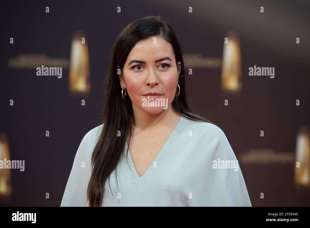 Aline ABBOUD, Moderatorin, Roter Teppich, Red Carpet Show, Ankunft, arrival, Verleihung des Deutschen Fernsehpreises, Der Deutsche Fernsehpreis 2023, Deutscher Fernsehpreis 2023 in den MMC Studios Koeln, am 28.09.2023. *** Aline ABBOUD, presenter, red carpet, red carpet show, arrival, arrival, German Television Award, The German Television Award 2023, German Television Award 2023 at MMC Studios Cologne, on 28 09 2023 Stock Photo