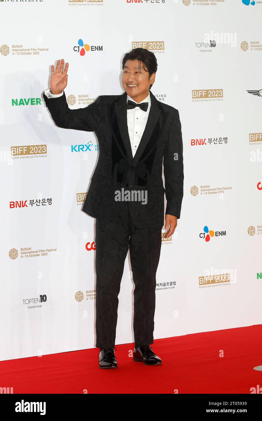 Busan, South Korea. 4th Oct, 2023. Oct 4, 2023-Busan, South Korea-Actor Song Kang Ho pose for photowall during the 28th Busan International Film Festival Red Carpet Event at Busan Cinema Center in Busan, South Korea (Credit Image: © Ryu Seung-Il/ZUMA Press Wire) EDITORIAL USAGE ONLY! Not for Commercial USAGE! Credit: ZUMA Press, Inc./Alamy Live News Stock Photo
