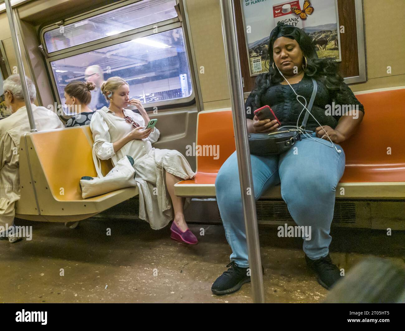 Weekday ridership in the New York subway on Tuesday, October 4, 2023. (© Richard B. Levine Stock
