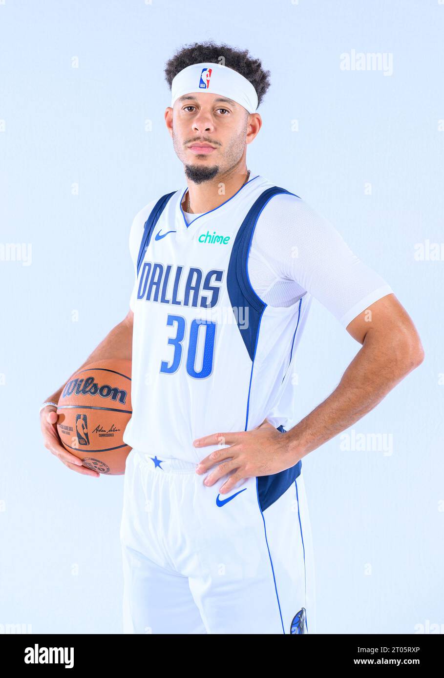 Sept 29, 2023: Dallas Mavericks guard Seth Curry #30 poses during the ...