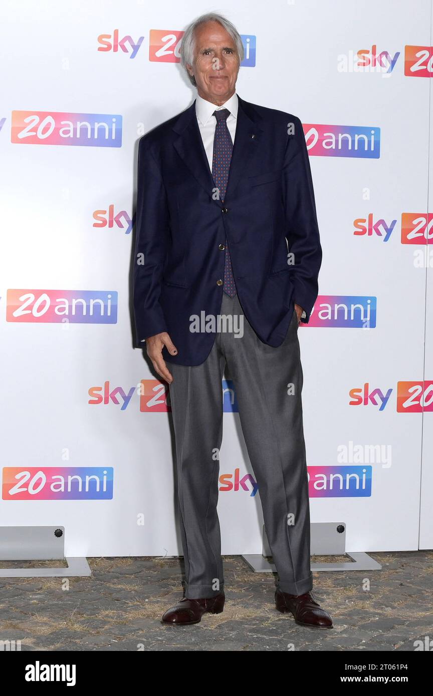 GIovanni Malago beim Photocall Sky 20 anni / Sky 20 Jahre im Terme di Diocleziano. Rom, 03.10.2023 *** GIovanni Malago at the photocall Sky 20 anni Sky 20 years at Terme di Diocleziano Rome, 03 10 2023 Foto:xA.xM.xTinghinox/xFuturexImagex sky 3599 Stock Photo