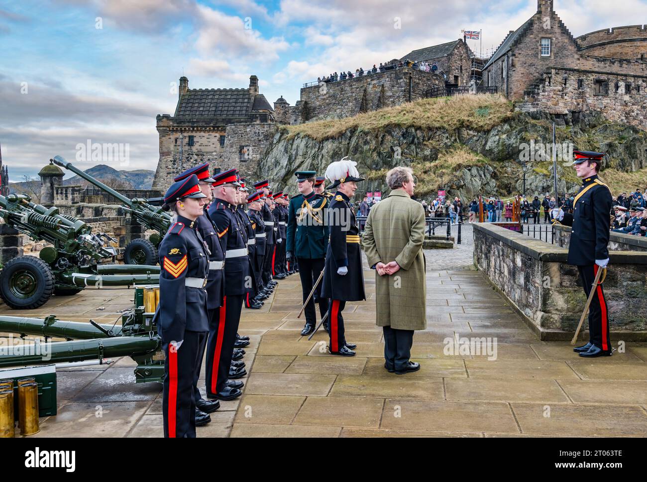 Secretary of State Alister Jack with Alastair Bruce takes 21 Gun salute on accession of Queen Elizabeth II, Edinburgh Castle, Scotland, UK Stock Photo