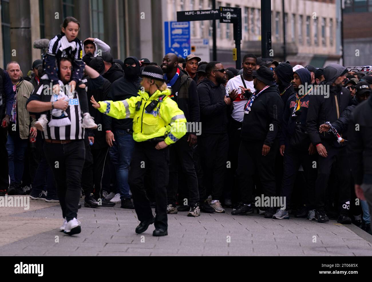 Fans and police presence outside the ground ahead of the UEFA Champions League Group F match at St. James' Park, Newcastle upon Tyne. Picture date: Wednesday October 4, 2023. Stock Photo
