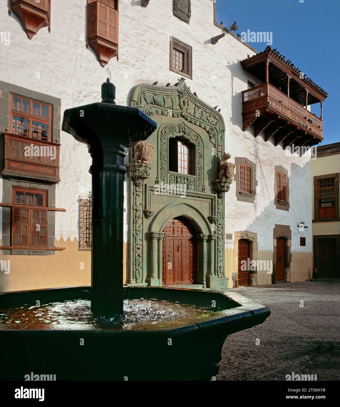 CASA DE COLON COLUMBUS HOUSE VEGUETA LAS PALMAS OLD TOWN FOUNTAIN ...