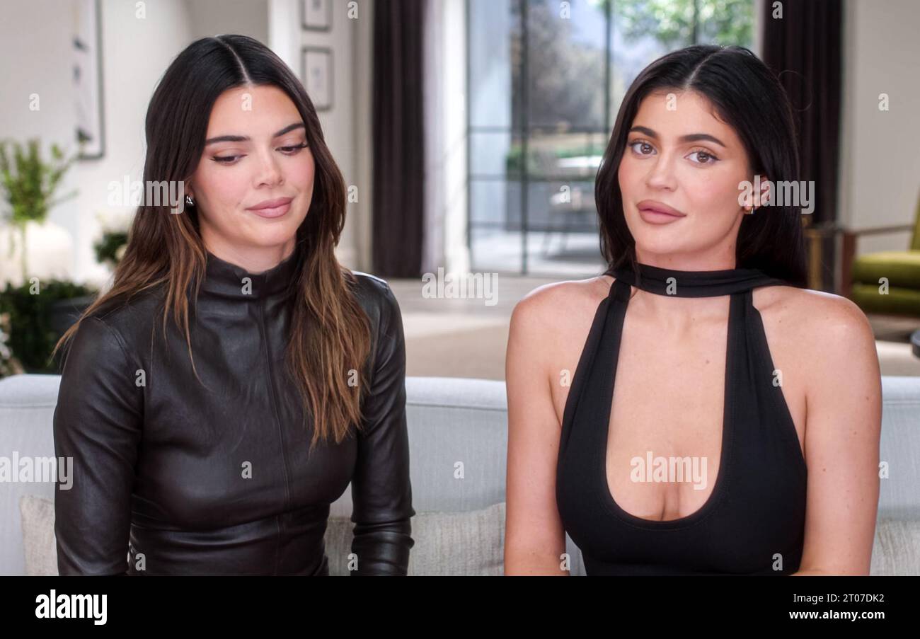 USA. Kylie Jenner and Kendall Jenner in a scene from the (C)Hulu