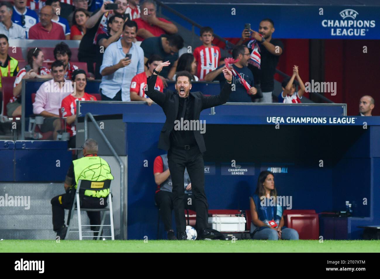 Madrid, Spain. 4th Oct, 2023. Diego Simeone, coach of Atletico de Madrid, reacts during a UEFA Champions League football match between Atletico de Madrid and Feyenoord in Madrid, Spain, Oct. 4, 2023. Credit: Gustavo Valiente/Xinhua/Alamy Live News Stock Photo