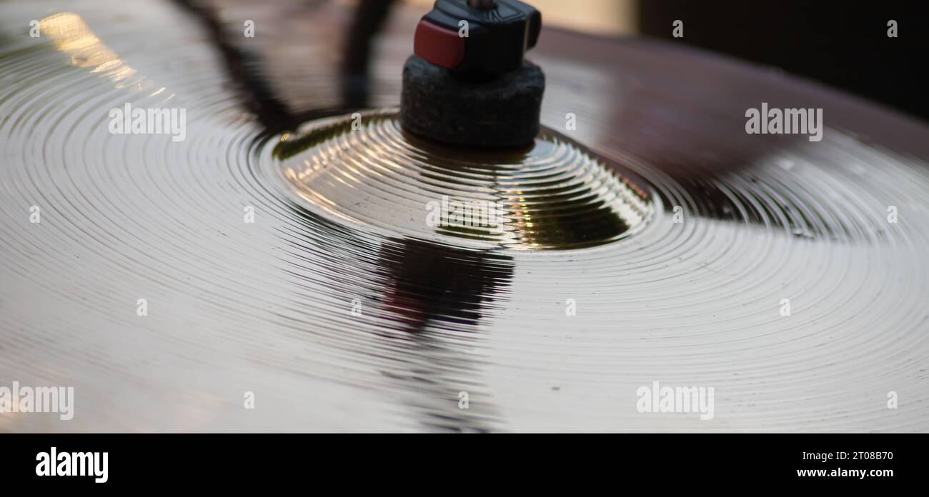 Bronze drum hi-res stock photography and images - Alamy