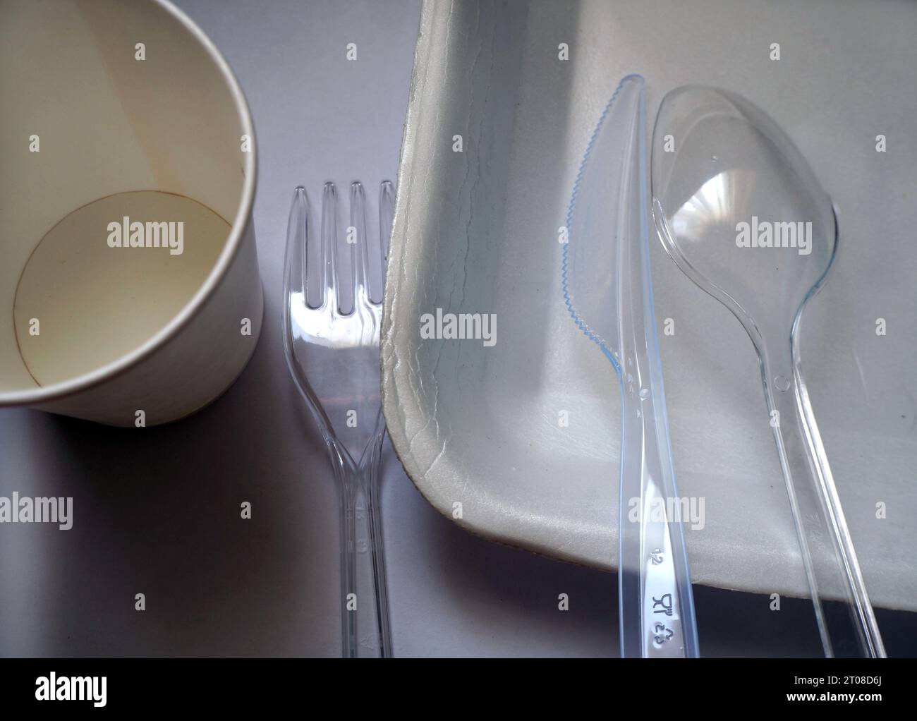 Singleuse plastic cutlery. Plastic containers and trays used in takeaways Stock Photo Alamy