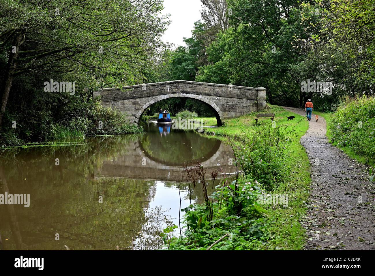Around the UK - View of the Leeds to Liverpool canal at Parbold, West Lancashire, UK Stock Photo