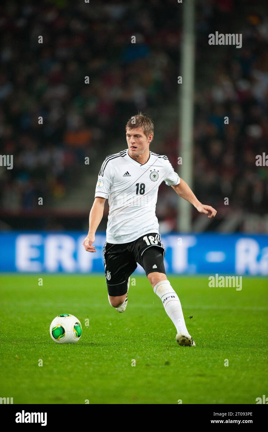 Toni KROOS Aktion Fußball WM Qualifikation Deutschland - Irland 3:0 in Köln, Deutschland am 11.10.2013 Stock Photo