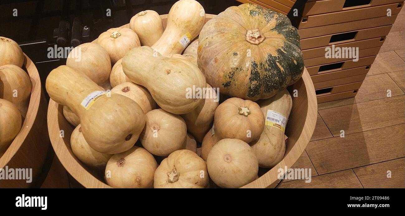 Labu Lonceng Hi res Stock Photography And Images Alamy labu-lonceng-hi-res-stock-photography-and-images-alamy