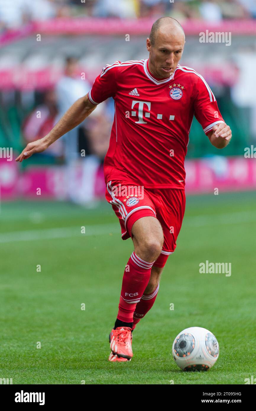 Arjen Robben (10 - FC Bayern München) Aktion Telekom Cup 2013 in