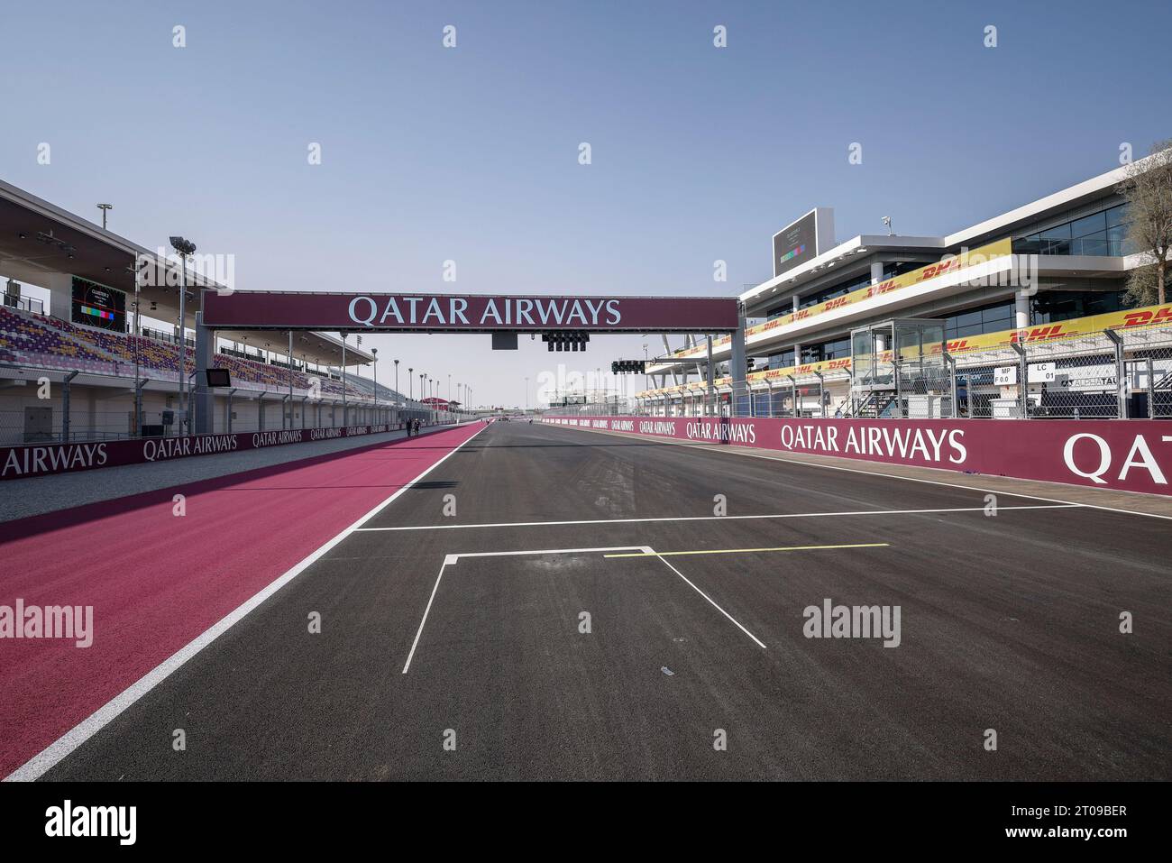 Qatar, Qatar. 05th Oct, 2023. Lusail Circuit main straigth starting