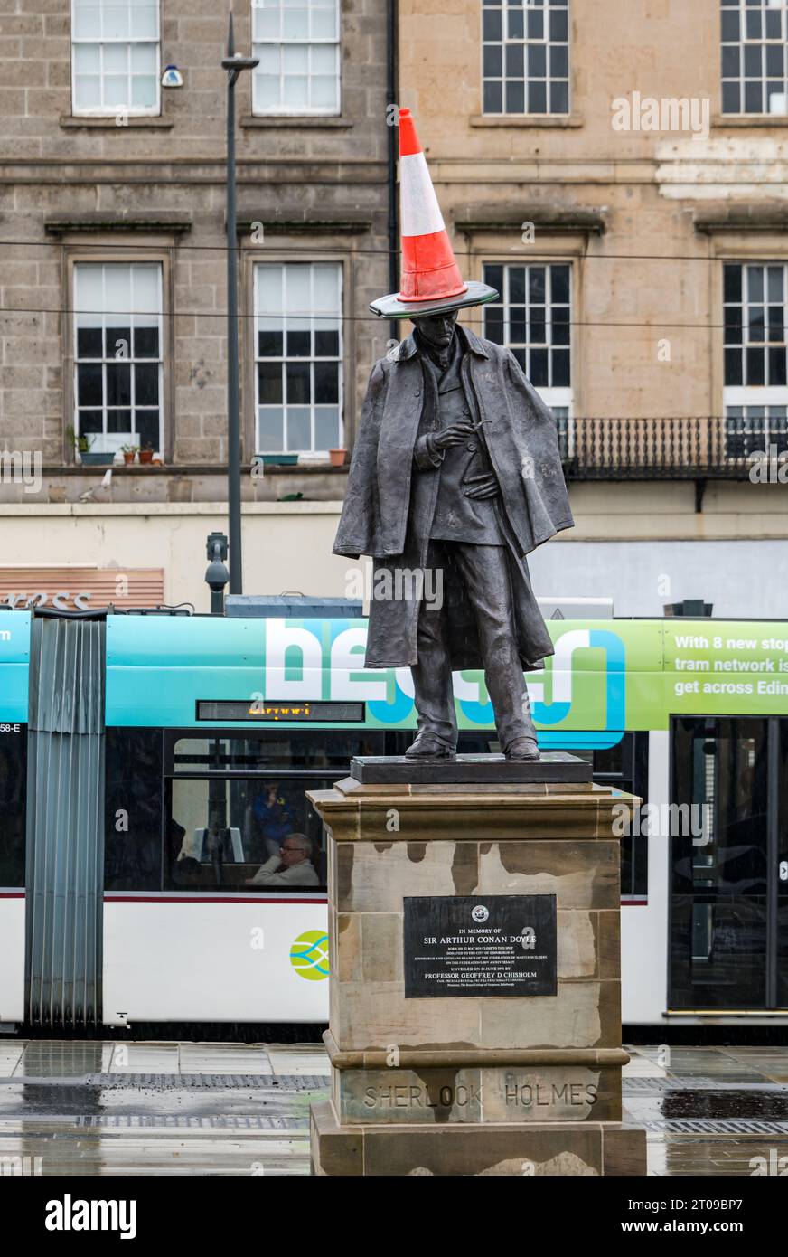 Picardy Place, Edinburgh, Scotland, UK. Sherlock Holmes statue with traffic cone: the newly refurbished and reinstalled statue has a traffic cone on its head. Credit: Sally Anderson/Alamy Live News Stock Photo
