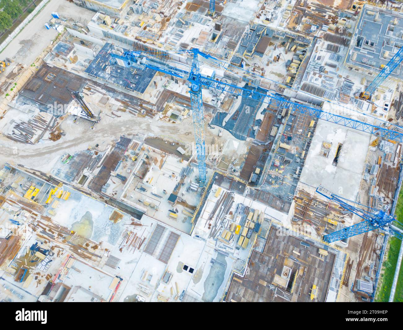 Upcycled Space: 8 Exemplary Industrial to Residential Conversions