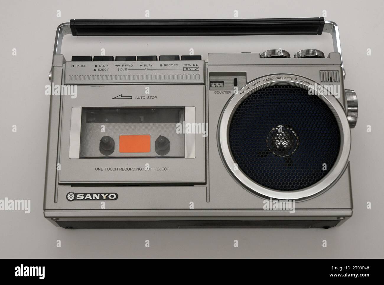 Old, car cassette radios stacked on top of each other on the shelves in car  service Stock Photo - Alamy