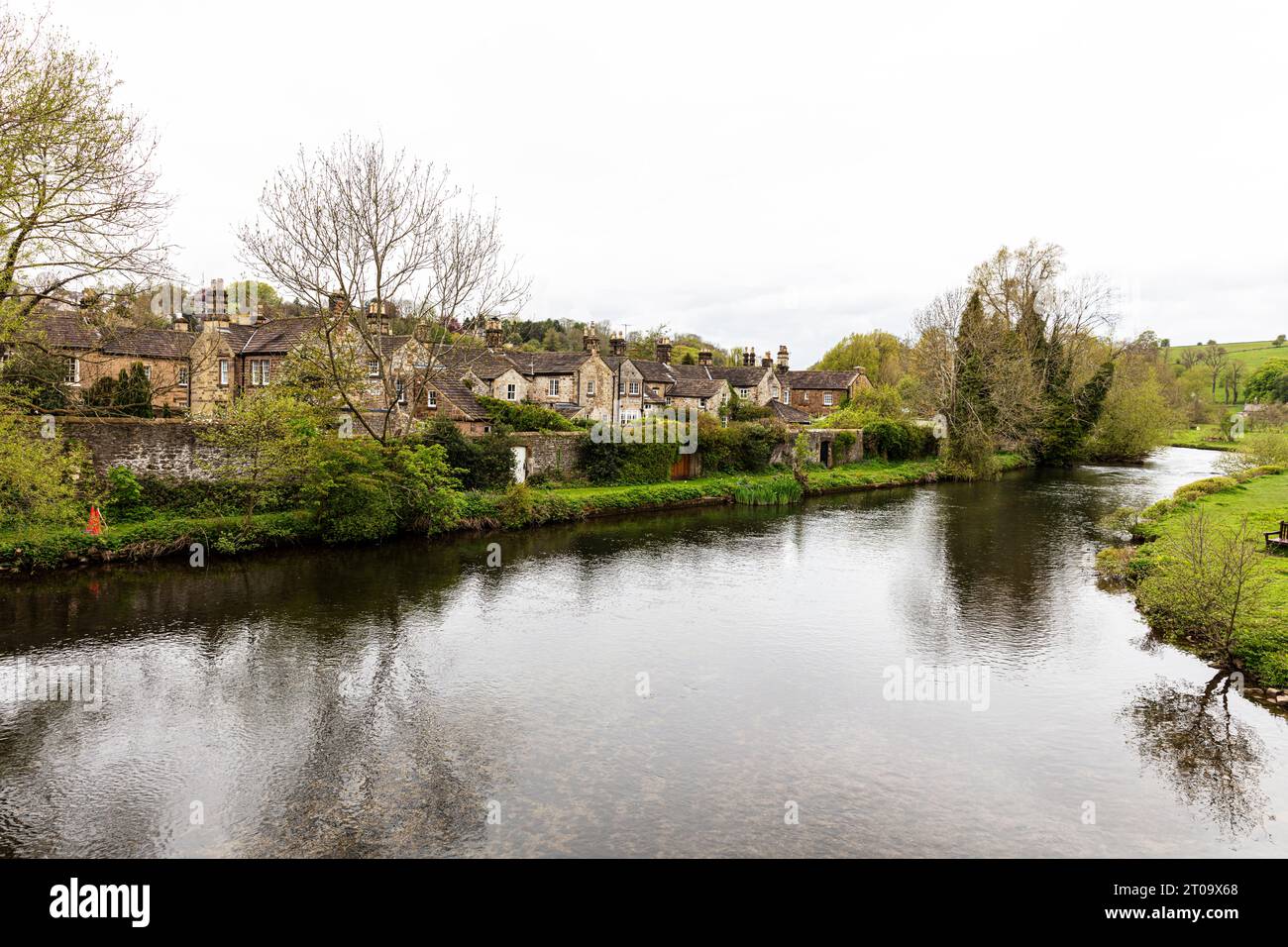 River wye, Bakewell, Derbyshire, UK, England, Bakewell town, Bakewell UK, Bakewell Derbyshire, Bakewell England, Town, market town, centre, houses, Stock Photo