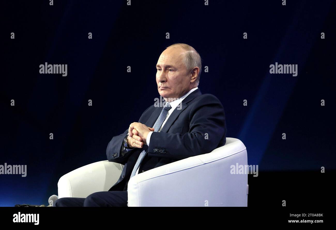 Sochi, Russia. 04 October, 2023. Russian President Vladimir Putin attends a plenary session during the 3rd International Olympiad on Financial Security at the Sirius Park of Science and Art, October 4, 2023 in Sochi, Krasnodar region, Russia. Credit: Mikhail Metzel/Kremlin Pool/Alamy Live News Stock Photo