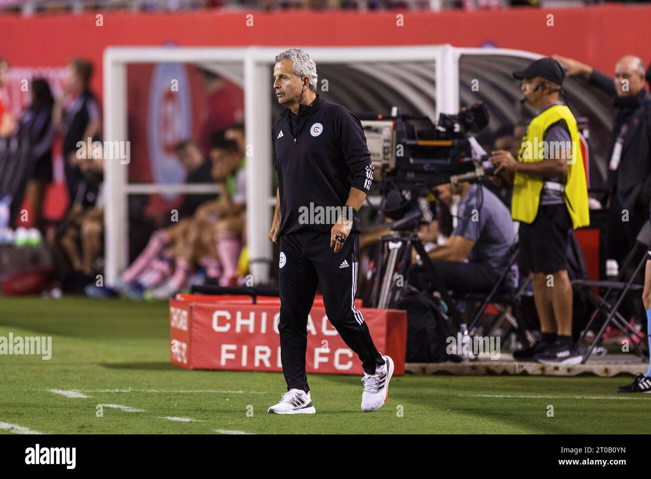 Chicago, Illinois, USA. 04th Oct, 2023. Chicago Fire FC head coach Frank Klopas during MLS Soccer match action between Inter Miami FC and Chicago Fire FC at Soldier Field in Chicago, Illinois. Chicago Fire FC defeated Inter Miami FC 4-1. John Mersits/CSM/Alamy Live News Stock Photo